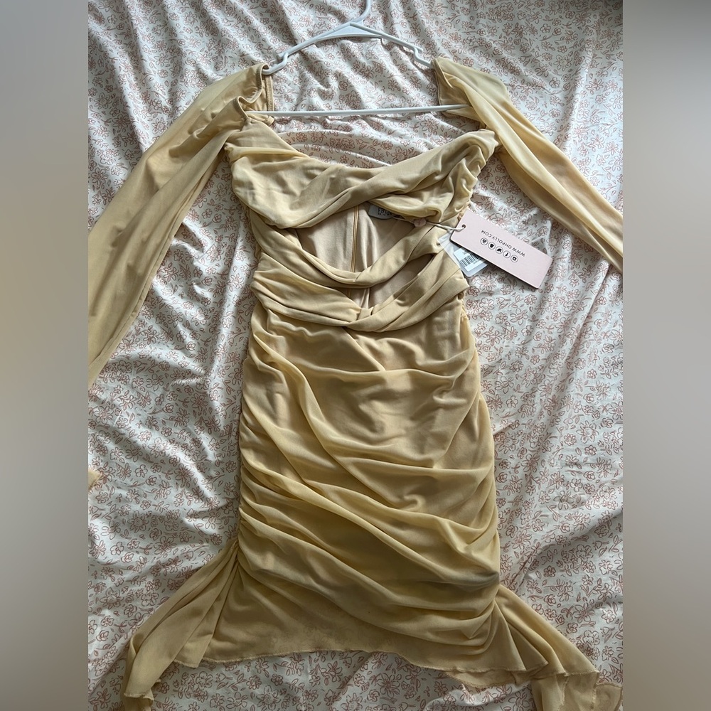 Oh Polly Gold Ruched Off-Shoulder Bodycon Dress